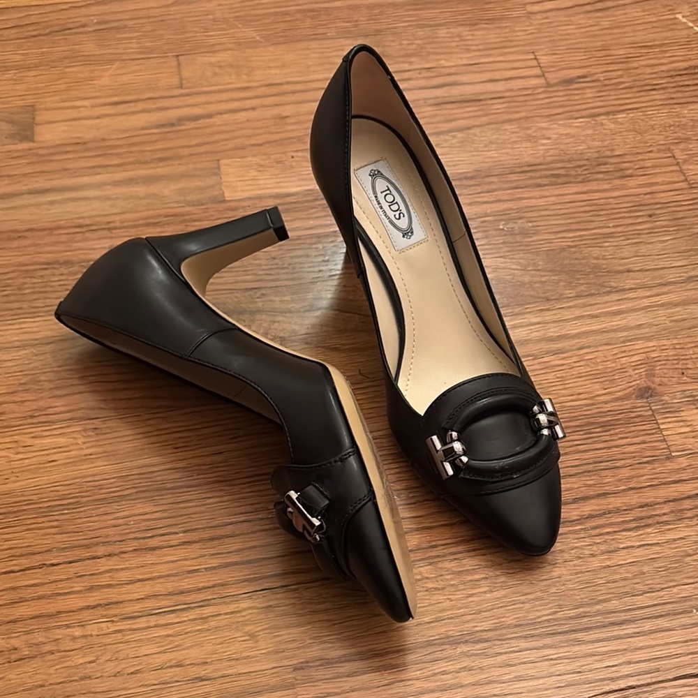 Tod's Black Leather Women's Heels
